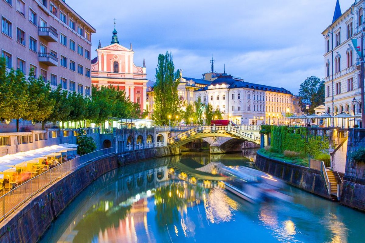 Slovenija. NM advokati. Računajte na veliku pravnu pomoć.